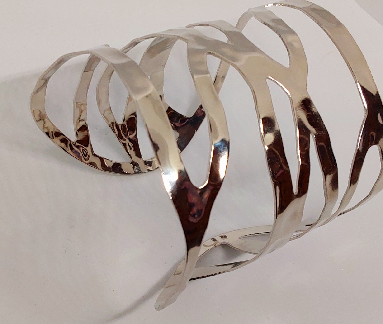 Aphrodite Cuff Bangle Silver - Stellify