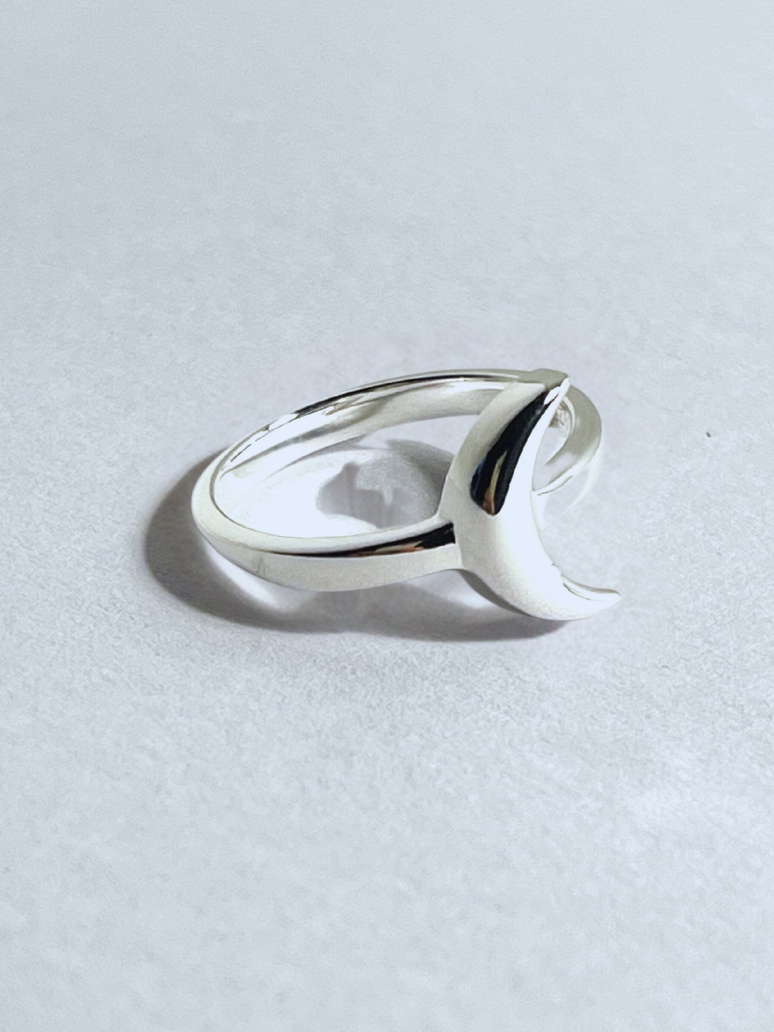 Celestial Crescent Moon Ring - Stellify