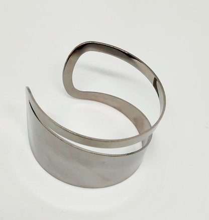 Hera Cuff Bangle Pewter - Stellify