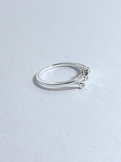 Sterling Silver 3 Stone Staggered White Diamond Ring - Stellify