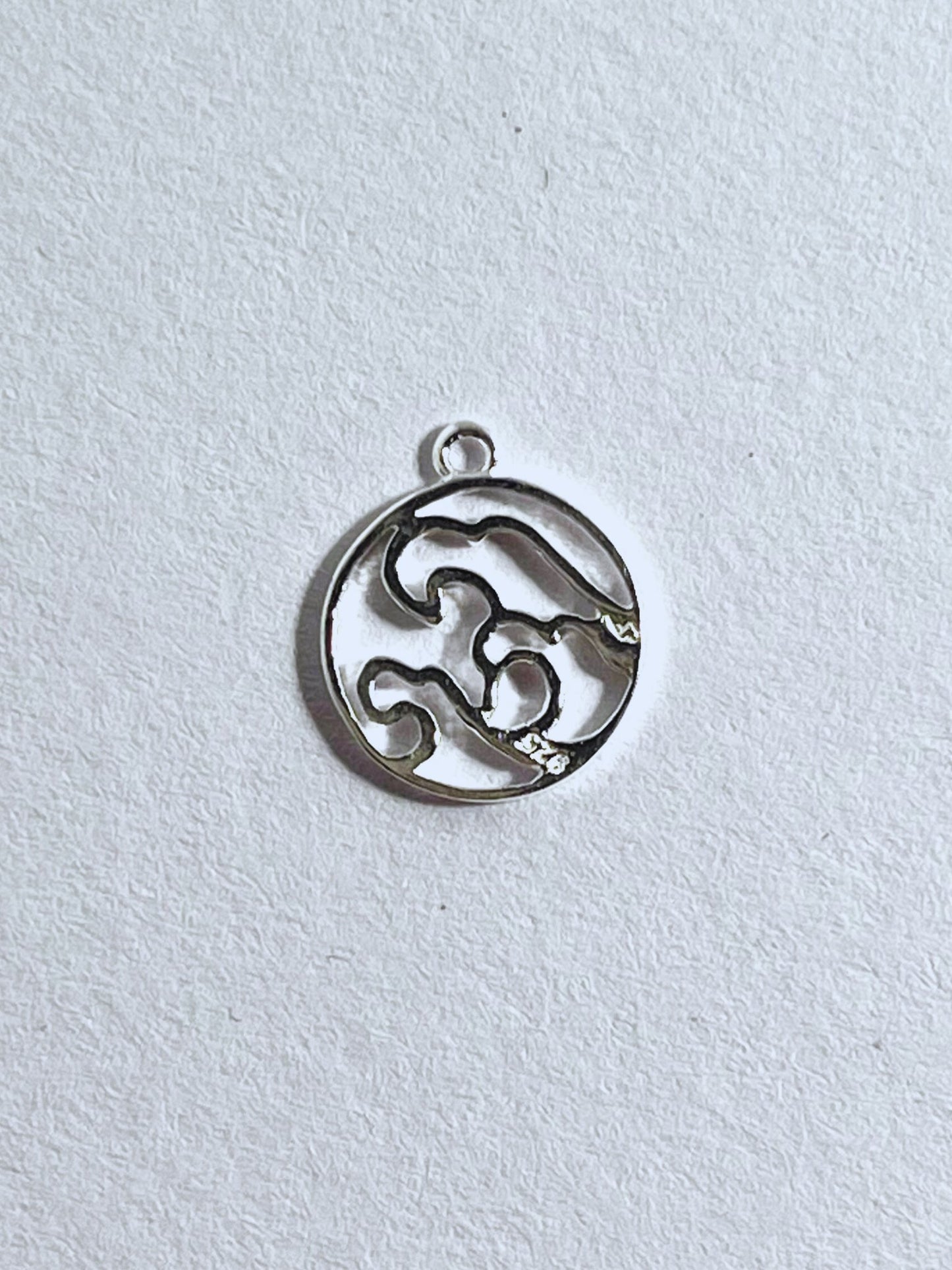 Sterling Silver Round Wave Charm - Stellify